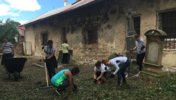 Workcamp ve Štolmíři jsme rozdělili na dva týdenní!