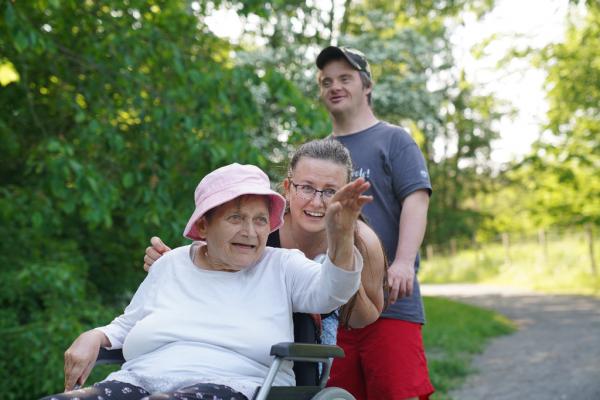 ESC Shared life in a diverse community